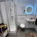 Gemuetliche 3-zimmer-wohnung Mit Panoramablick Und Kostenlosem Ueberdachten Parkplatz * Winterberg